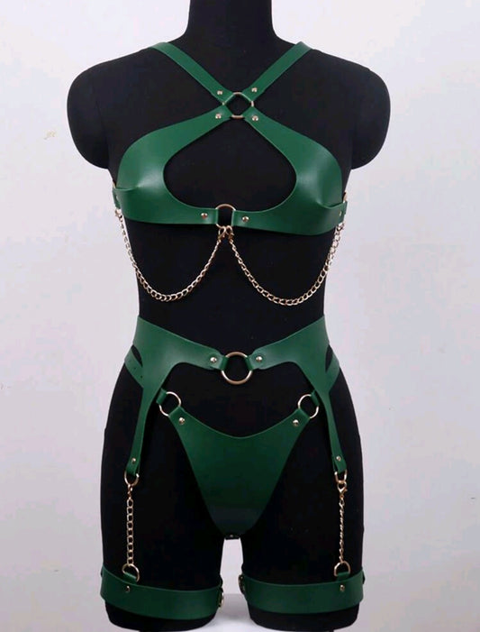 Sassy Yasi Emerald Chain Harness Set